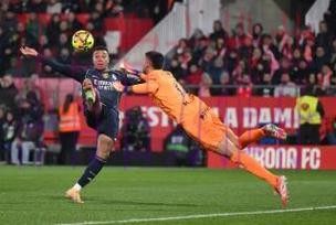 2场3球1助攻! 官方:维尼修斯当选西甲11月最佳球员 2场3球1助攻! 官方:维尼修斯当选西甲11月最佳球员